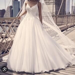 Maggie Sottero White Wedding Dress